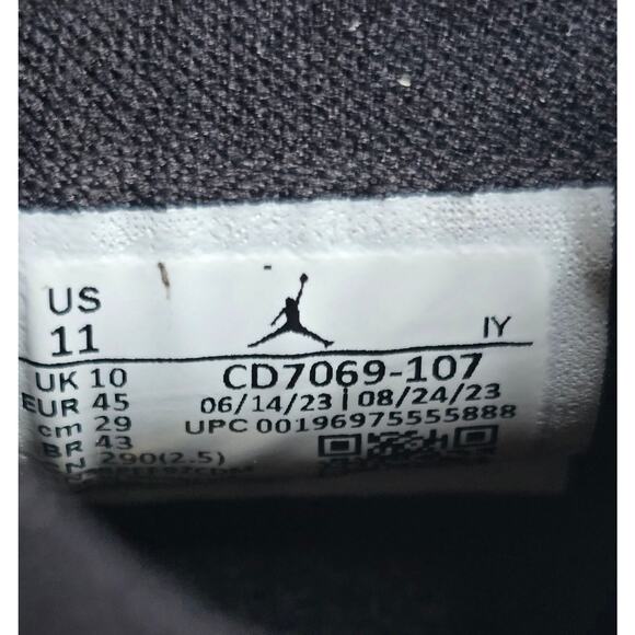 Nike Air Jordan Legacy 312 Low White Black Tour Yellow Mens sz 11 - Picture 6 of 8